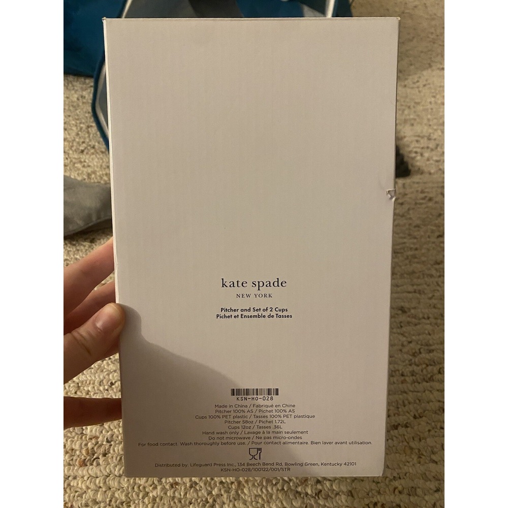 New In Box Kate Spade Pitcher Set With 2 Cups - Picture 3 of 3